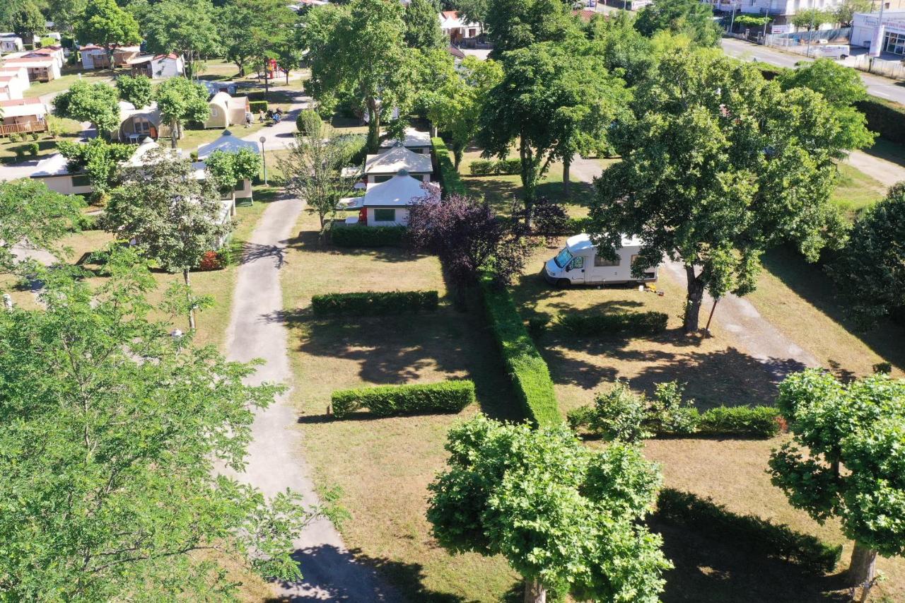 Camping Du Lac Foix Εξωτερικό φωτογραφία